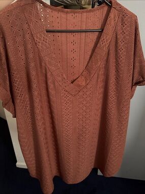 SHEIN Rust Eyelet Short Sleeve V-Neck Top